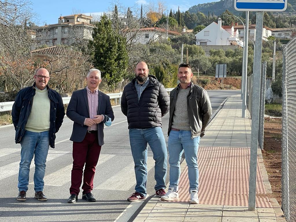 Invierten más de 450.000 euros en el ensanche de la carretera de Nívar y la construcción de un nuevo acerado