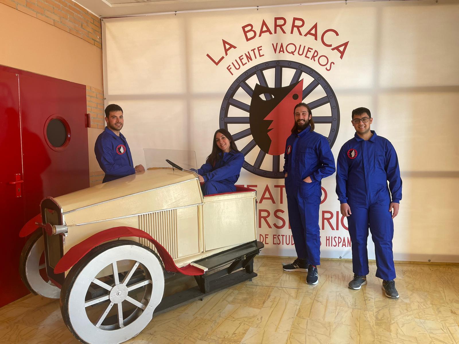 Fuente Vaqueros instala un ‘photocall’ con la imagen de la Barraca en el teatro Federico García Lorca