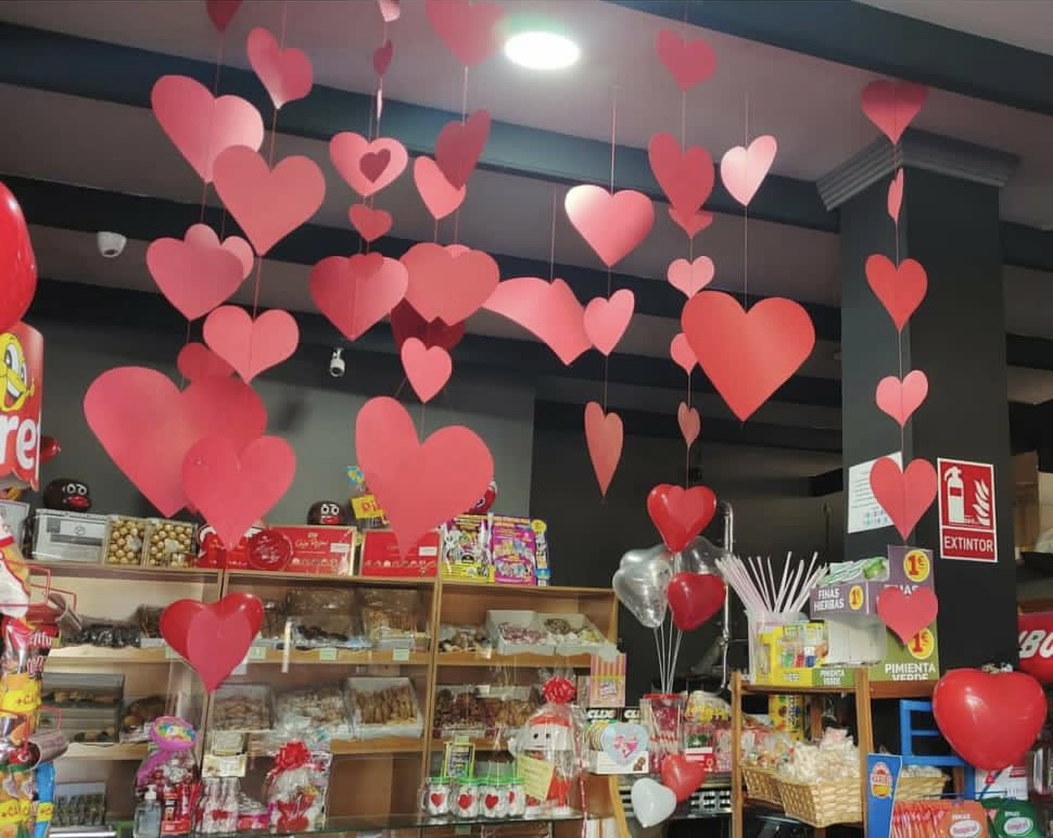 Los comercios de La Zubia sortearán regalos para celebrar San Valentín