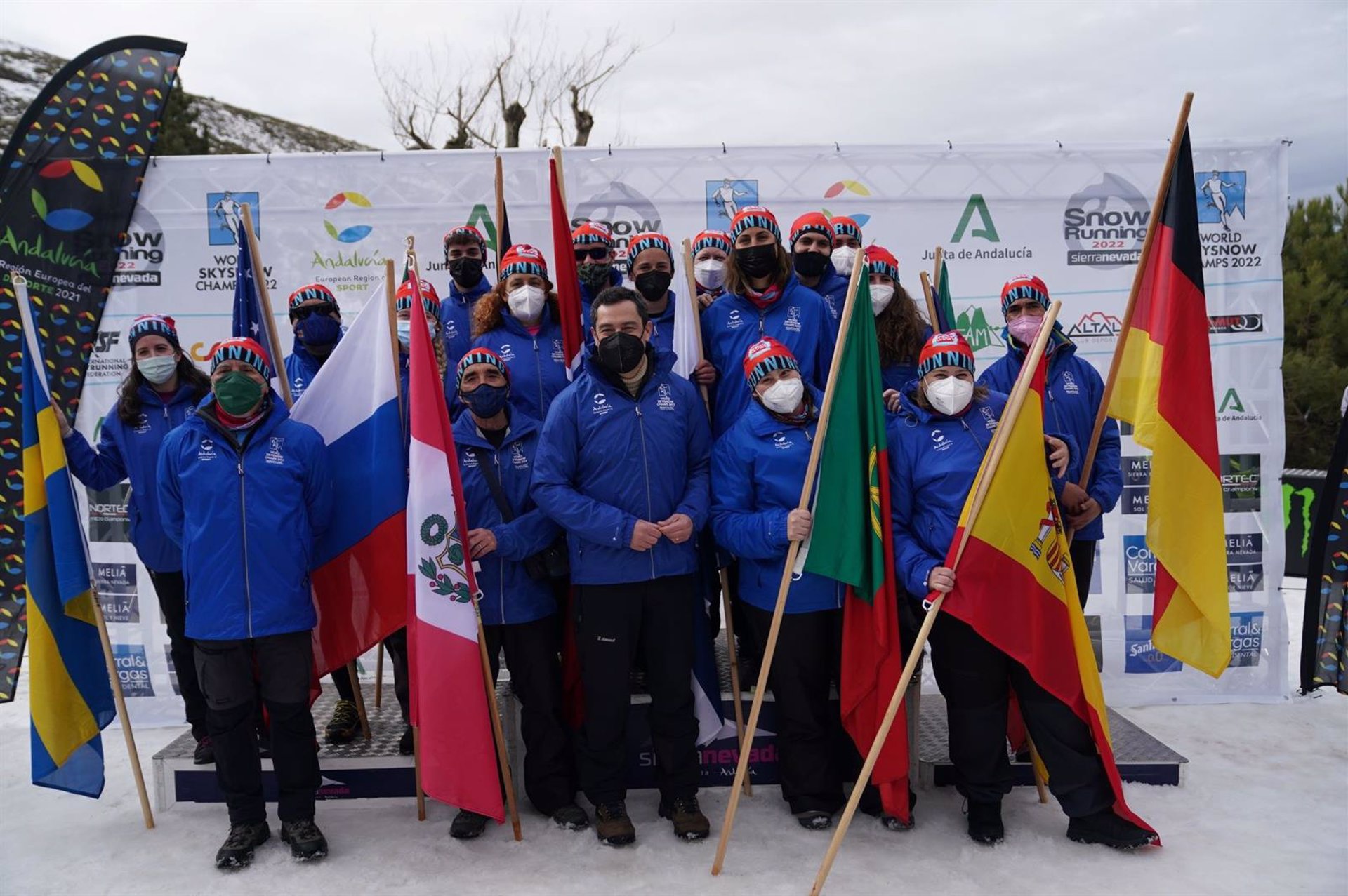 Moreno anuncia una ley para regular el funcionamiento de las estaciones de esquí, snowboard y montaña