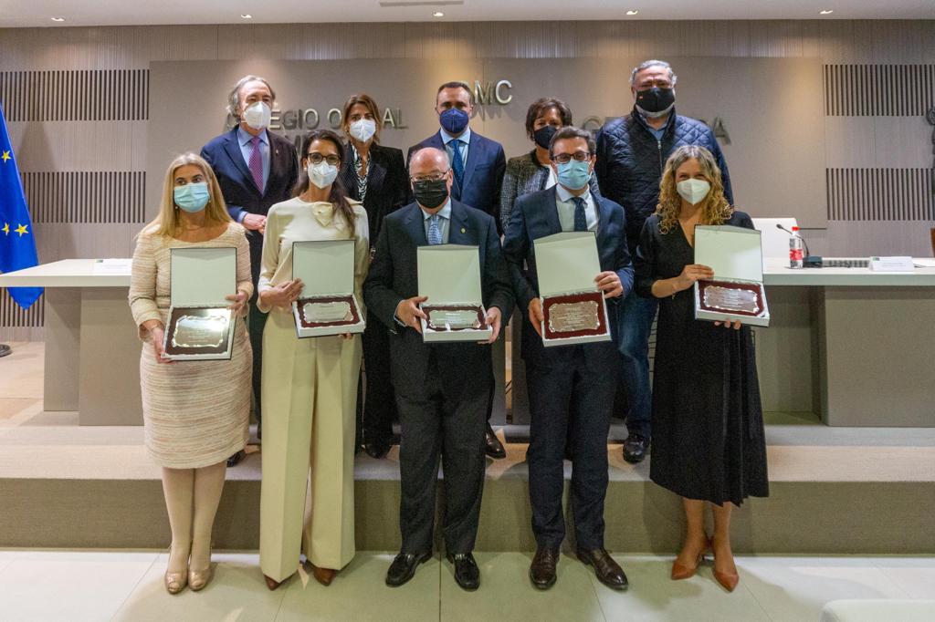 El PP de Granada reconoce “el esfuerzo, valentía, coraje y vocación” de los profesionales sanitarios en su lucha contra la pandemia