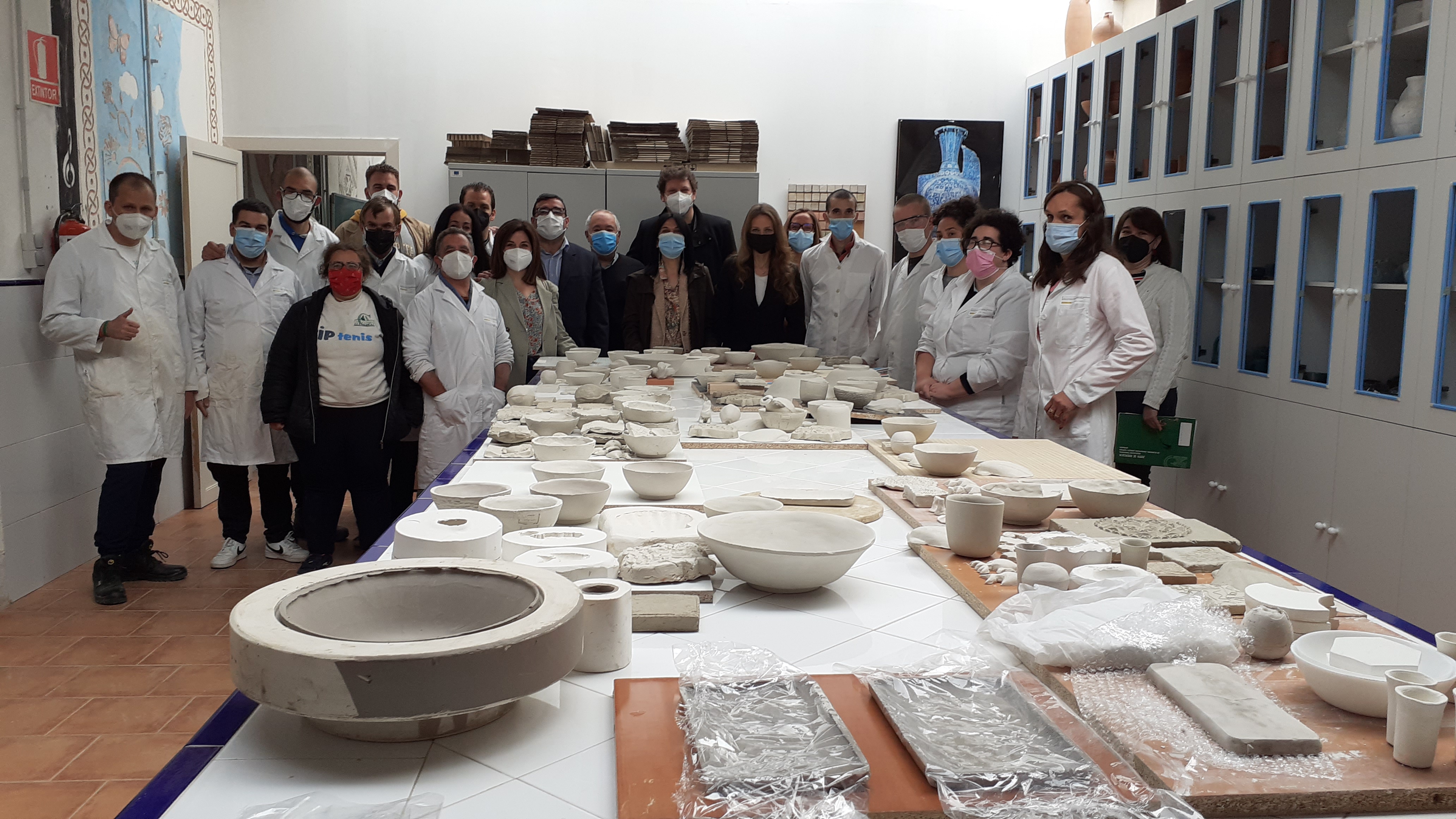 Junta, el CRN de Artesanía de Granada y entidades sociales promueven un programa de empleo pionero en artesanía inclusiva