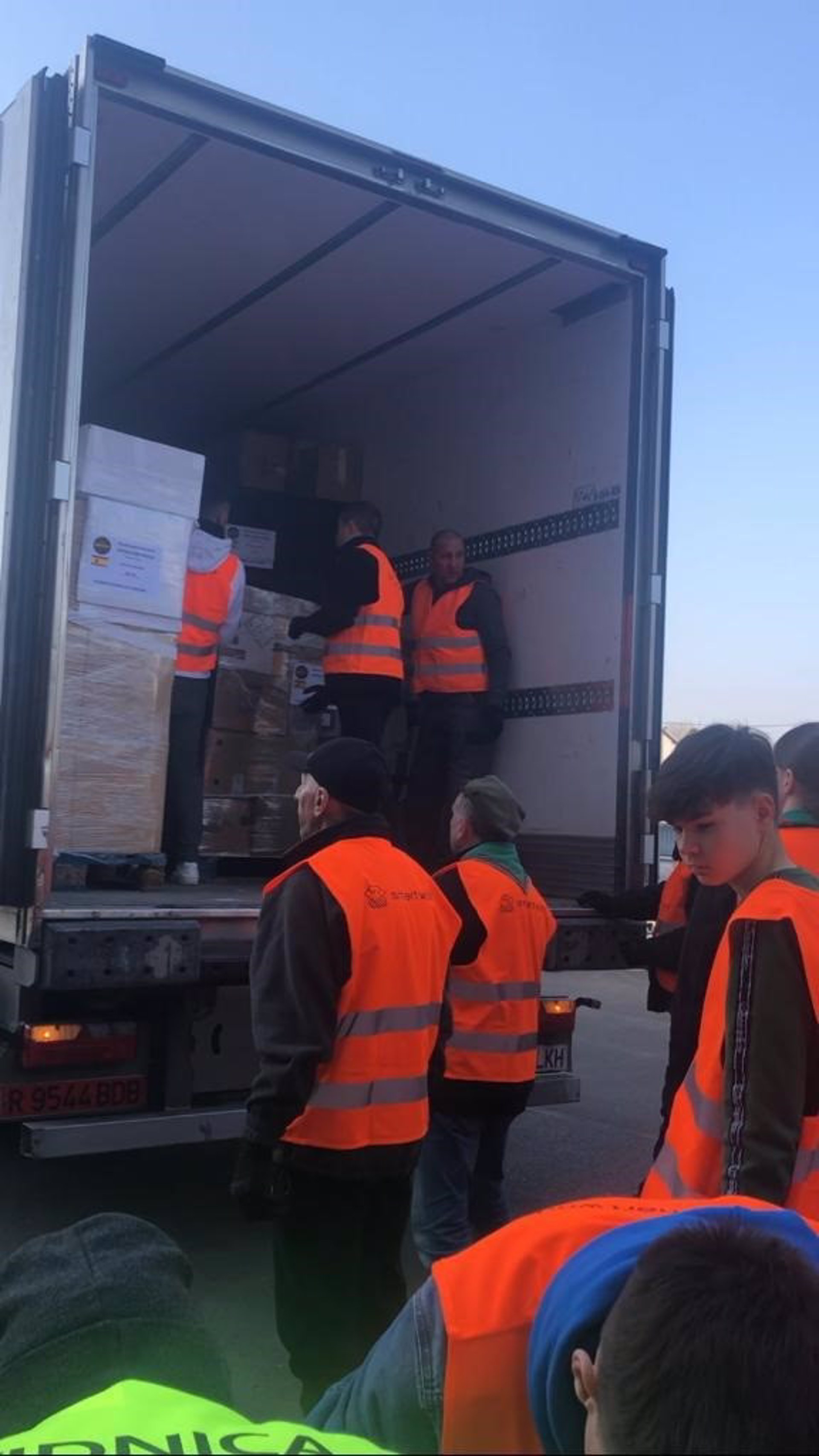 Guardias Civiles Solidarios inicia en Polonia la entrega de 300 toneladas de ayuda humanitaria
