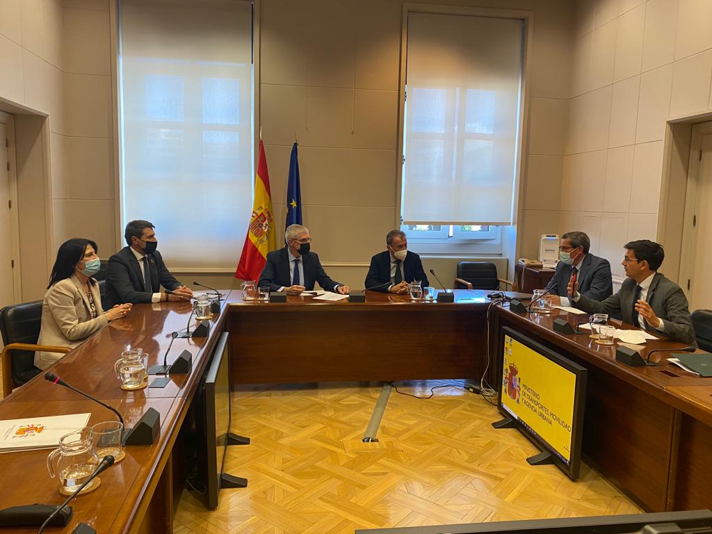 El Gobierno anuncia la próxima conexión con Málaga con dos frecuencias ferroviarias y una más a Madrid