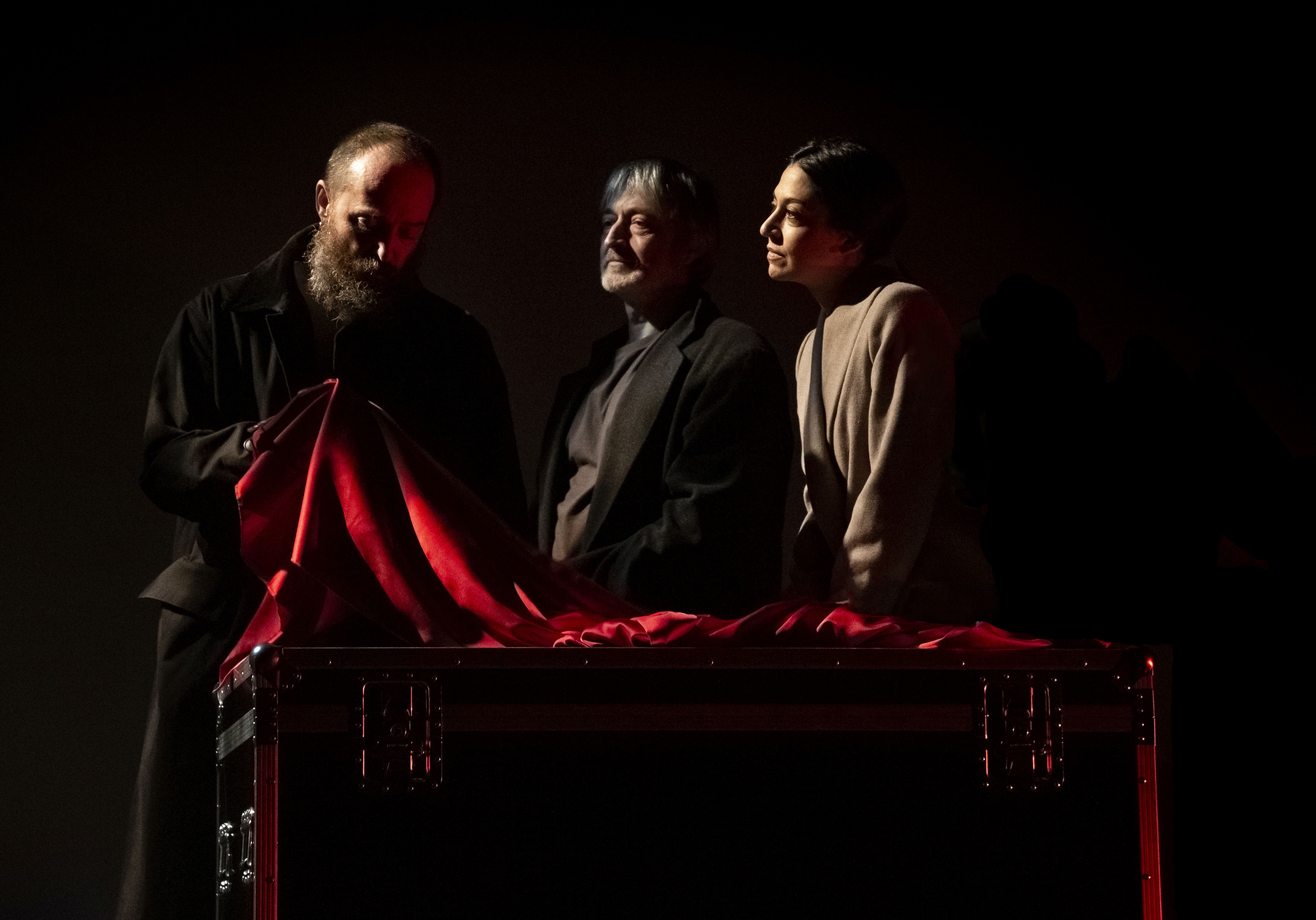 El Teatro Alhambra recupera las dos funciones de la obra ‘Seda’ que suspendió en enero por un positivo de Covid-19