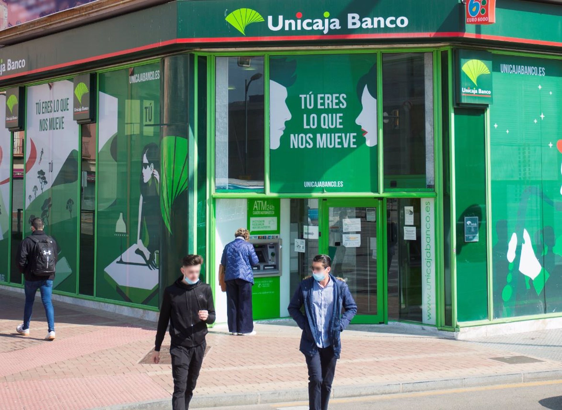 El empresario Tomás Olivo eleva su participación en Unicaja Banco hasta el 5%
