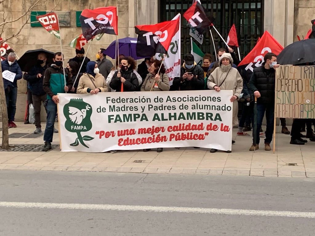 FAMPA Alhambra pide a la Junta una bajada de la ratio escolar y apoyo para alumnado con necesidades especiales