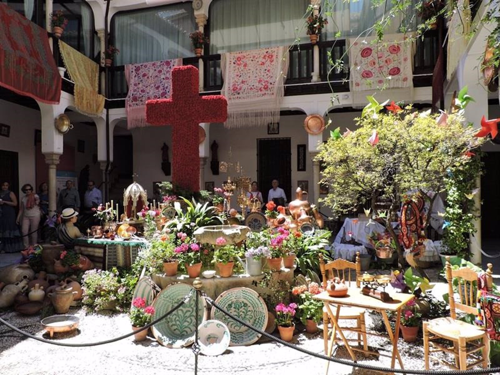 El Ayuntamiento activa el concurso de cruces de mayo tras dos años sin celebración en las calles