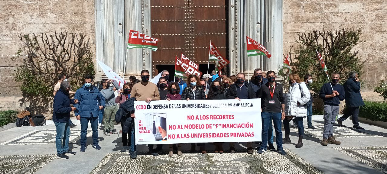 CCOO se moviliza en defensa de la UGR y pide la retirada del modelo de financiación de las universidades andaluzas