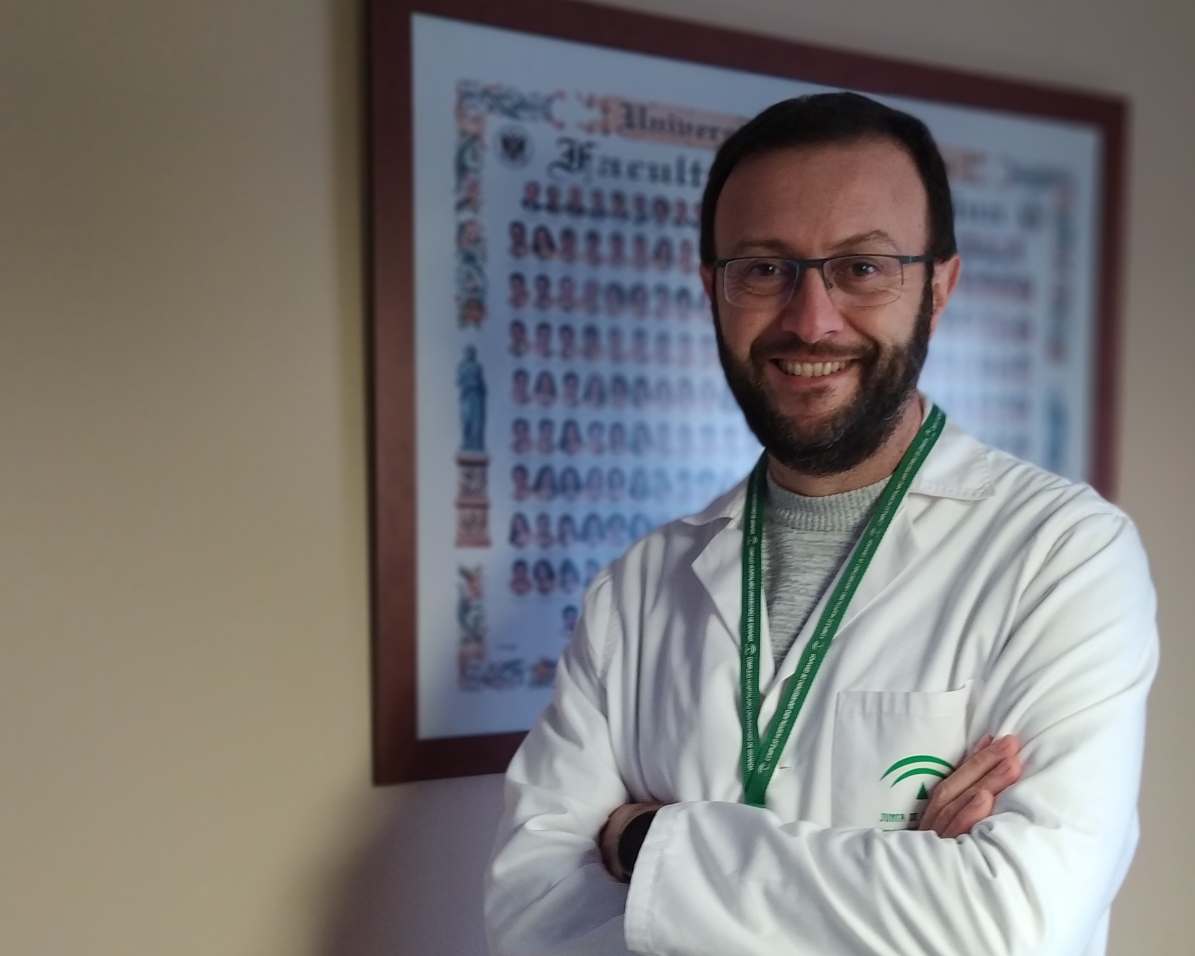 El especialista de Análisis Clínicos del Virgen de las Nieves Antonio Poyatos, nuevo director del Plan Andaluz de Genética