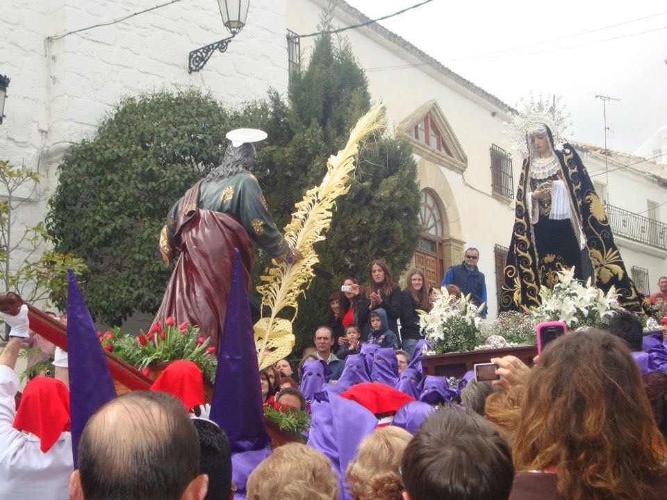 Montefrío celebra este Viernes Santo su ancestral Procesión de “Los recaícos”