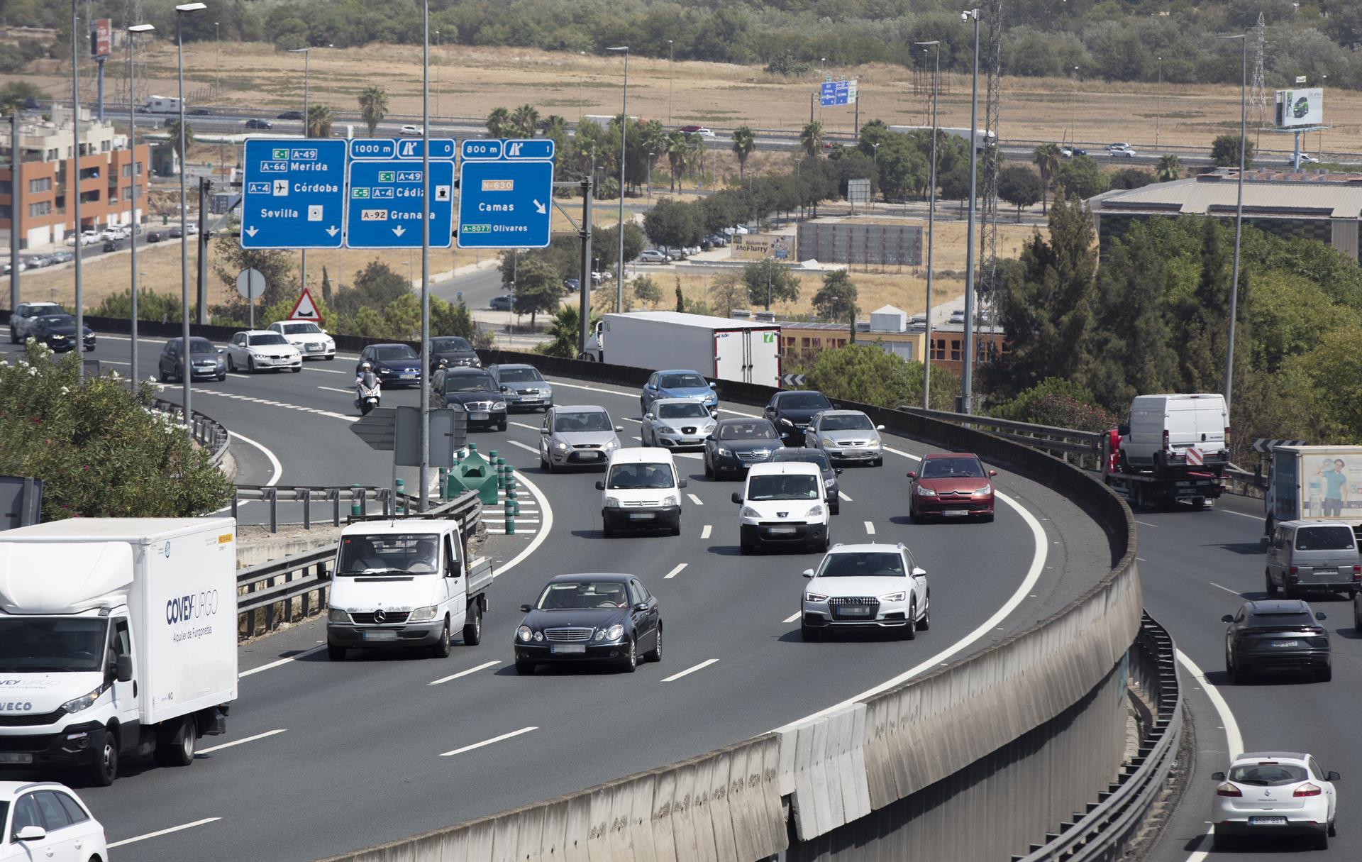 DGT prevé en Andalucía casi 1,8 millones de desplazamientos desde este miércoles por el puente de Semana Santa