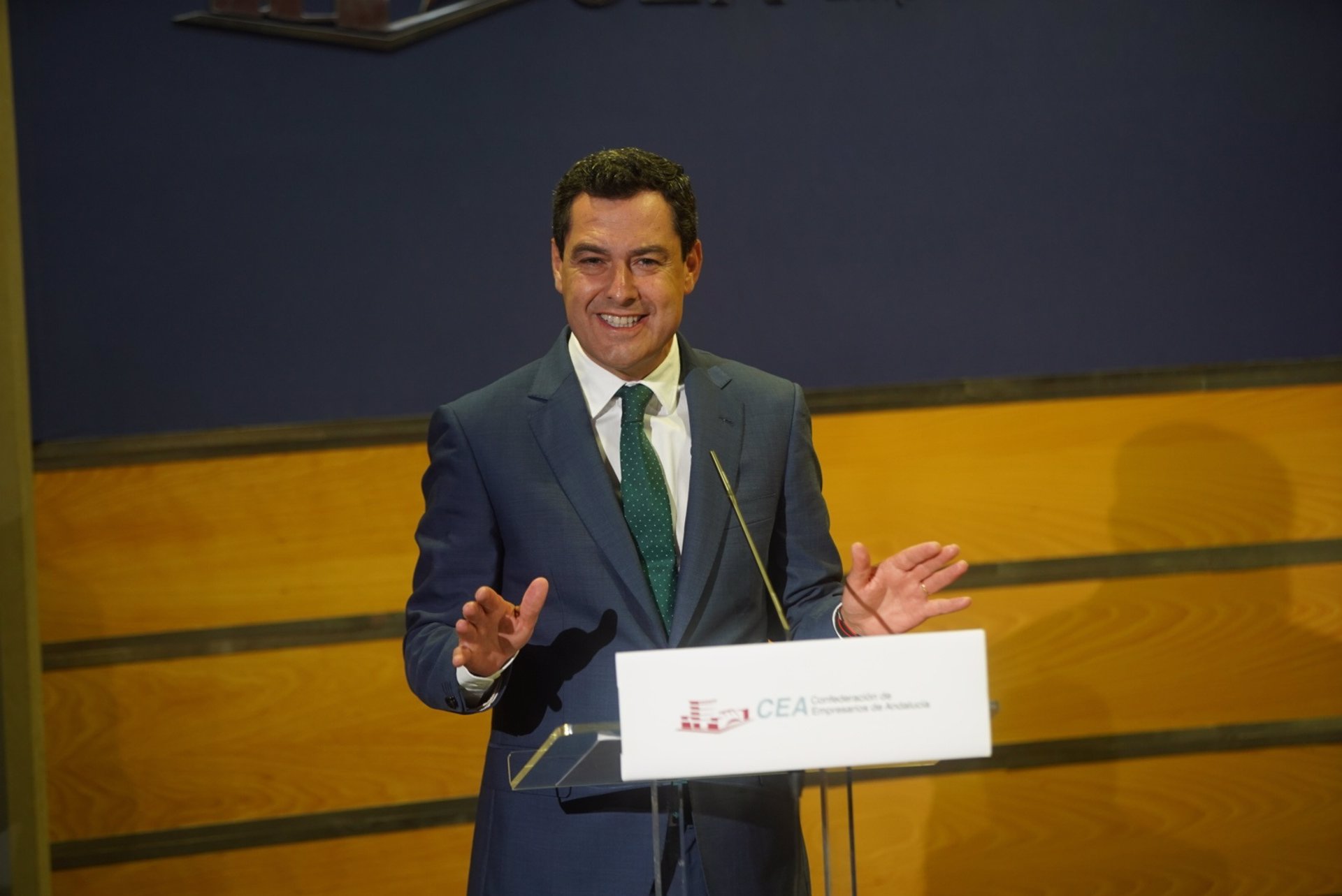 Moreno promete una «segunda bajada masiva» de impuestos en la nueva legislatura