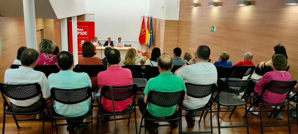 Entrena asegura que el PSOE “sale a ganar las elecciones andaluzas para poner fin a tres años y medio perdidos para las comarcas de Baza y Huéscar”