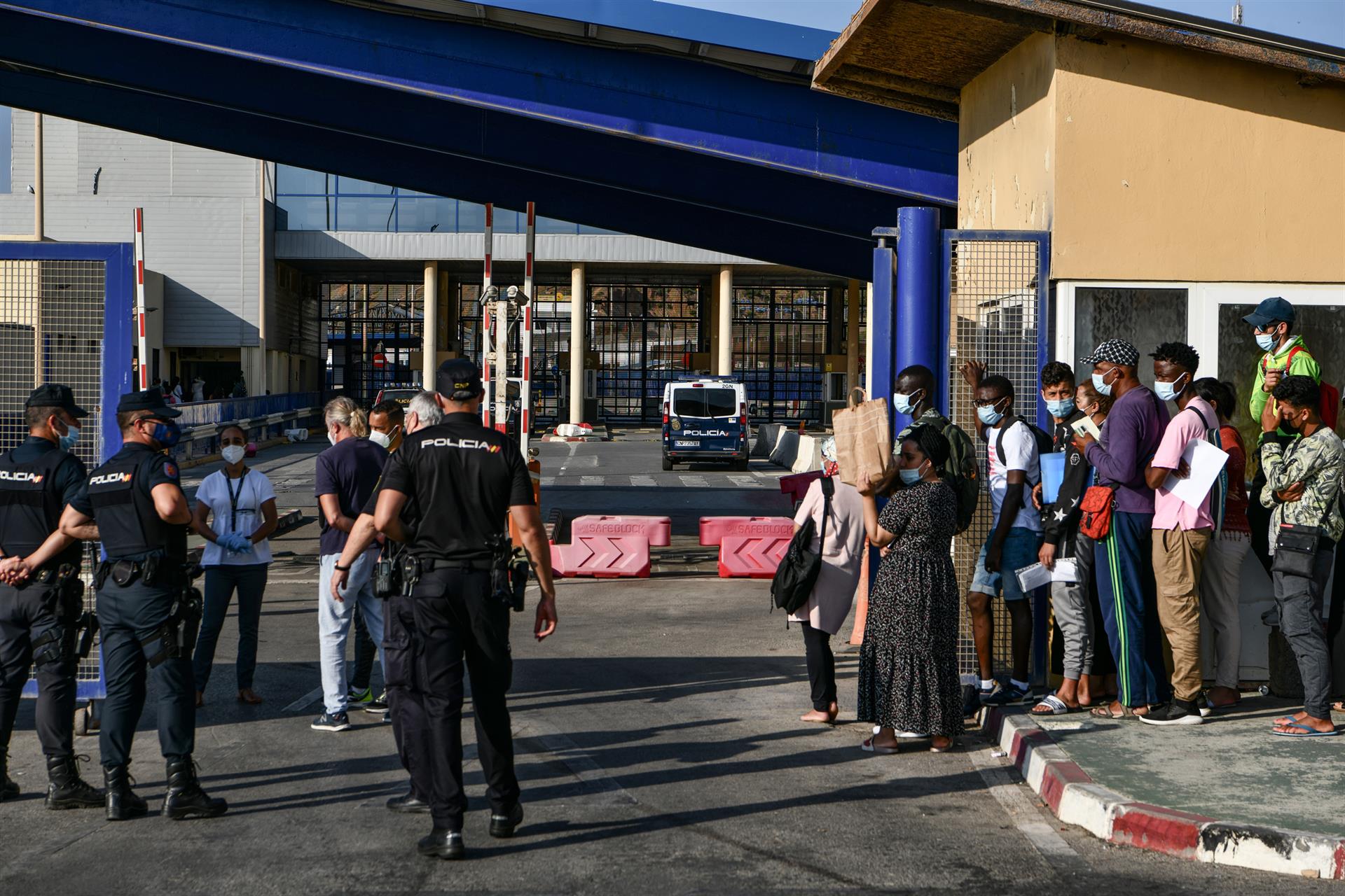 El Gobierno aplaza otros 15 días la reapertura de fronteras de Ceuta y Melilla para «ultimar» detalles con Marruecos