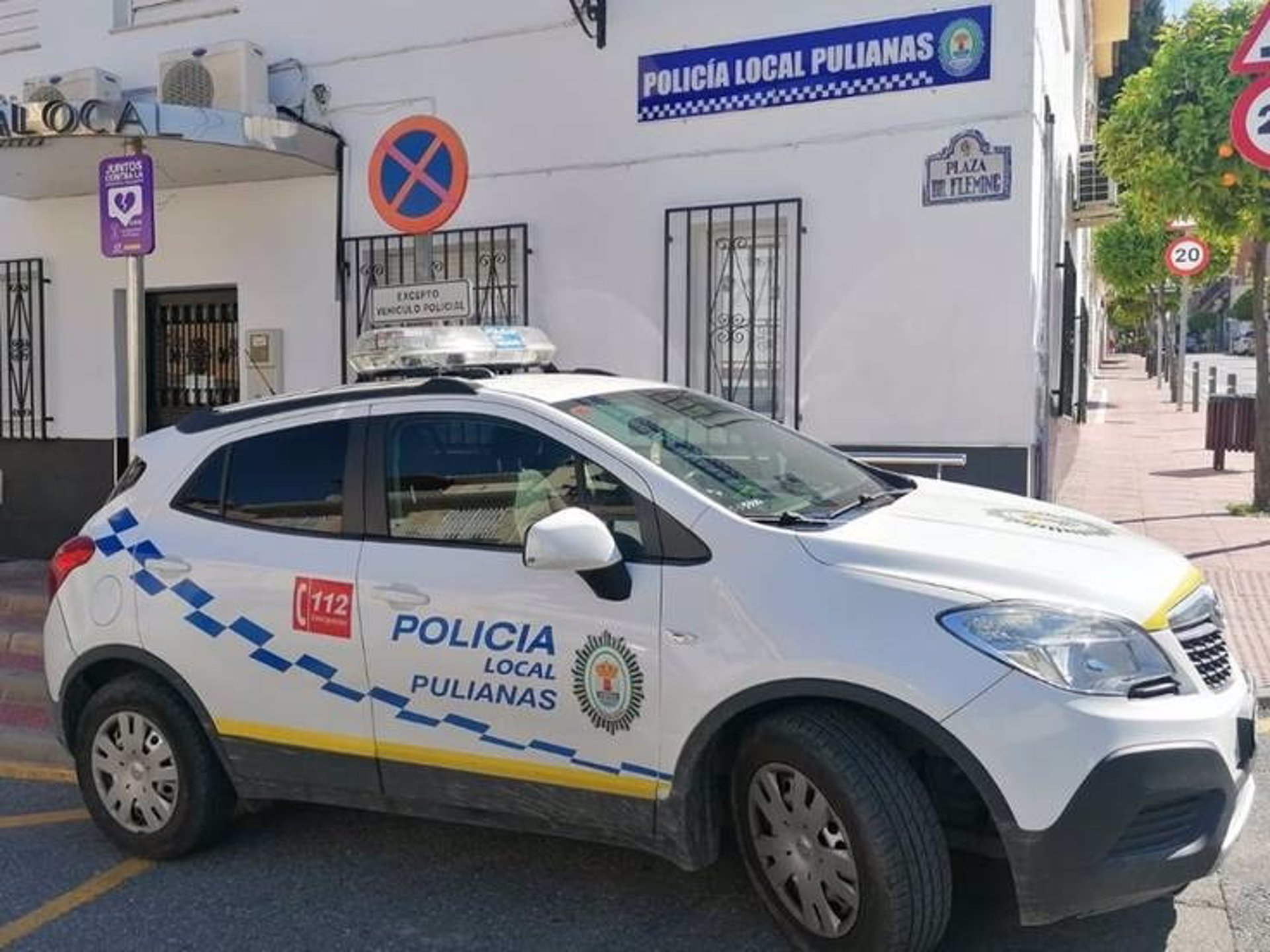 Una fiesta ilegal multitudinaria en Pulianas se salda con una docena de personas denunciadas