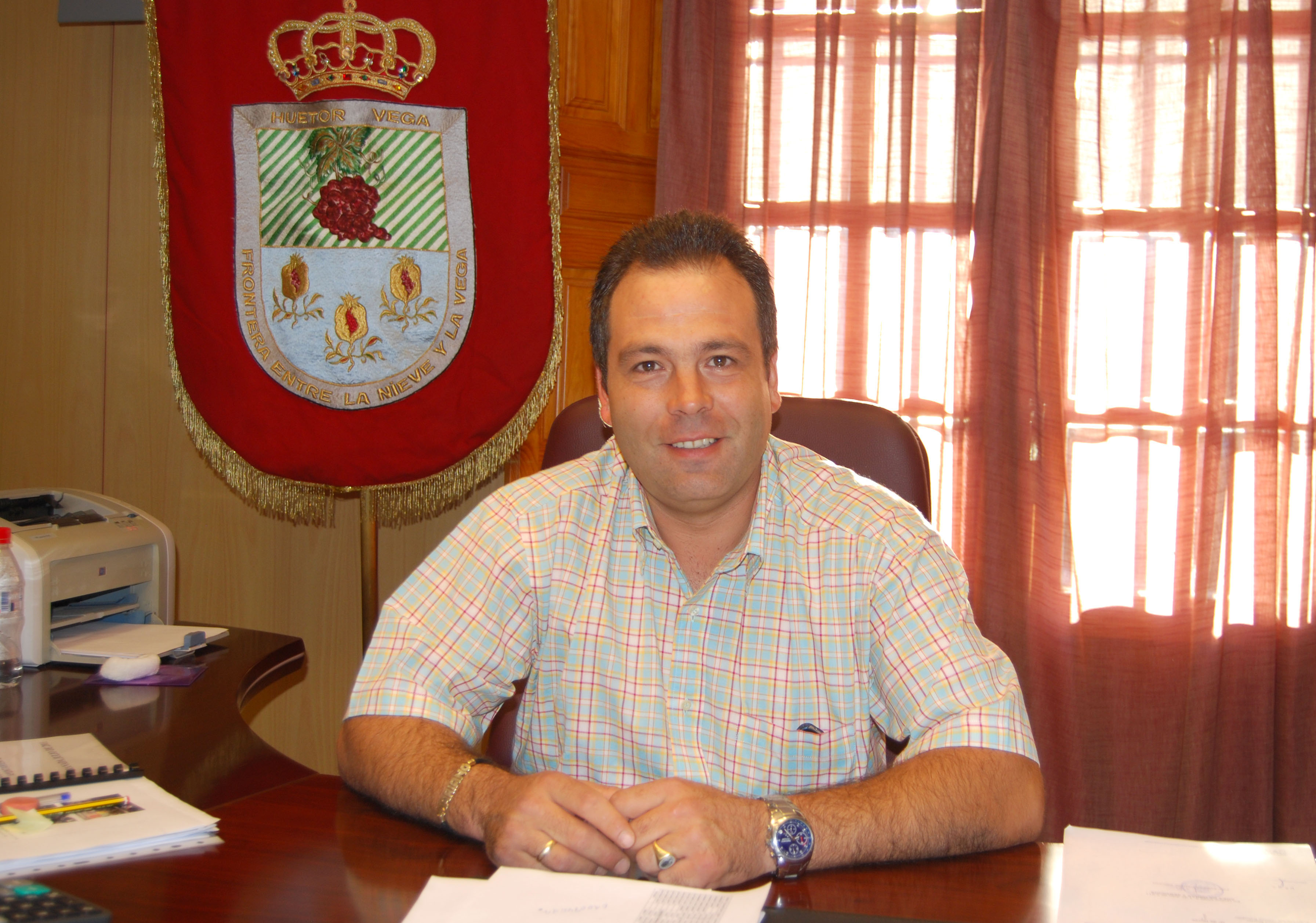 Huétor Vega declara tres días de luto oficial por la muerte del que fuera su alcalde, Mariano Molina