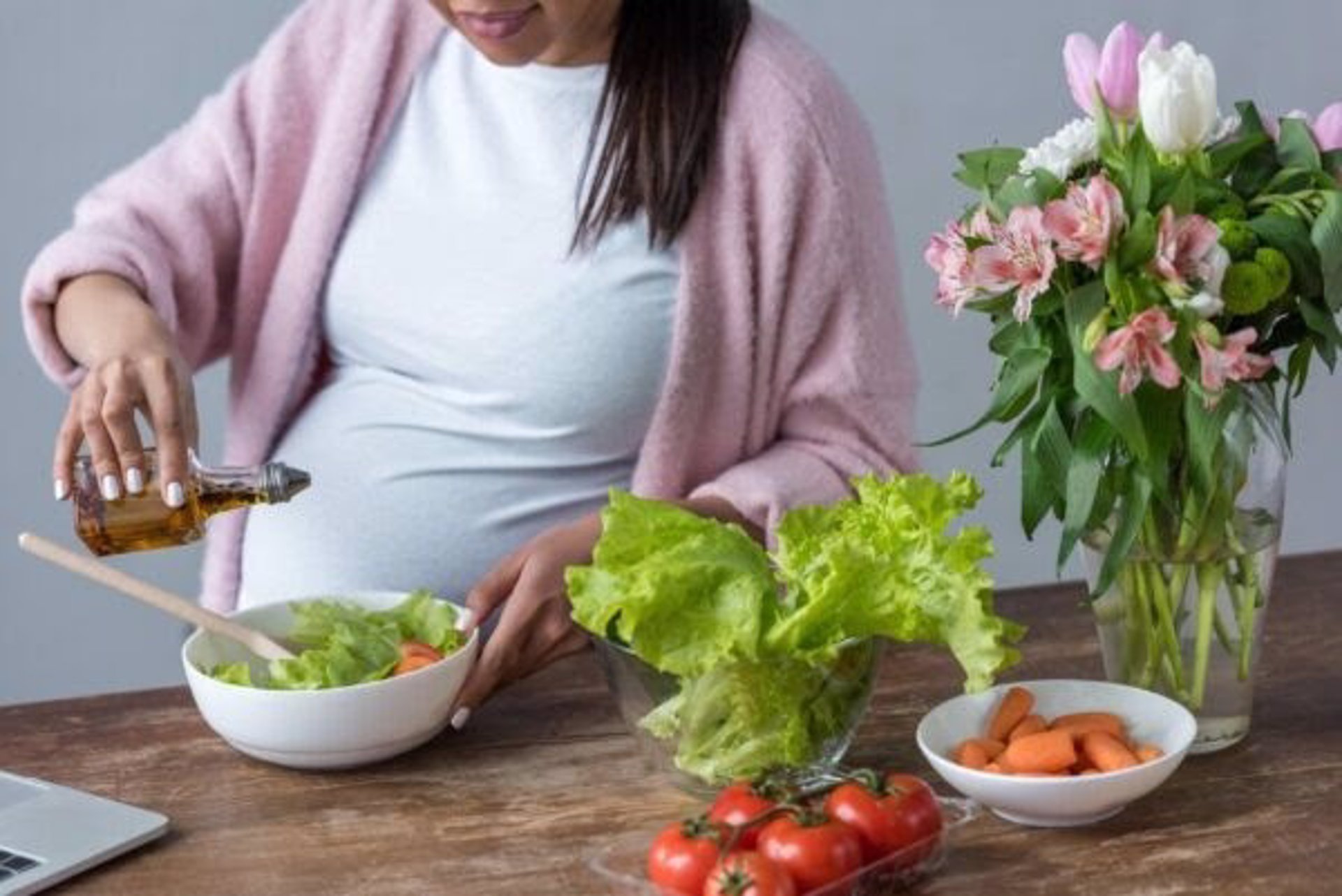El consumo de aceite de oliva virgen extra en embarazadas mejora el desarrollo cerebral de fetos con bajo peso