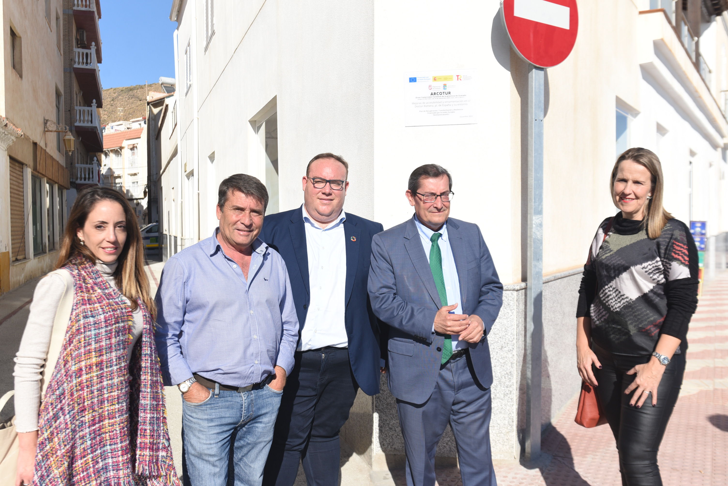 Finalizan las obras de mejora del área comercial turística de Castell de Ferro, financiadas con fondos Next Generation