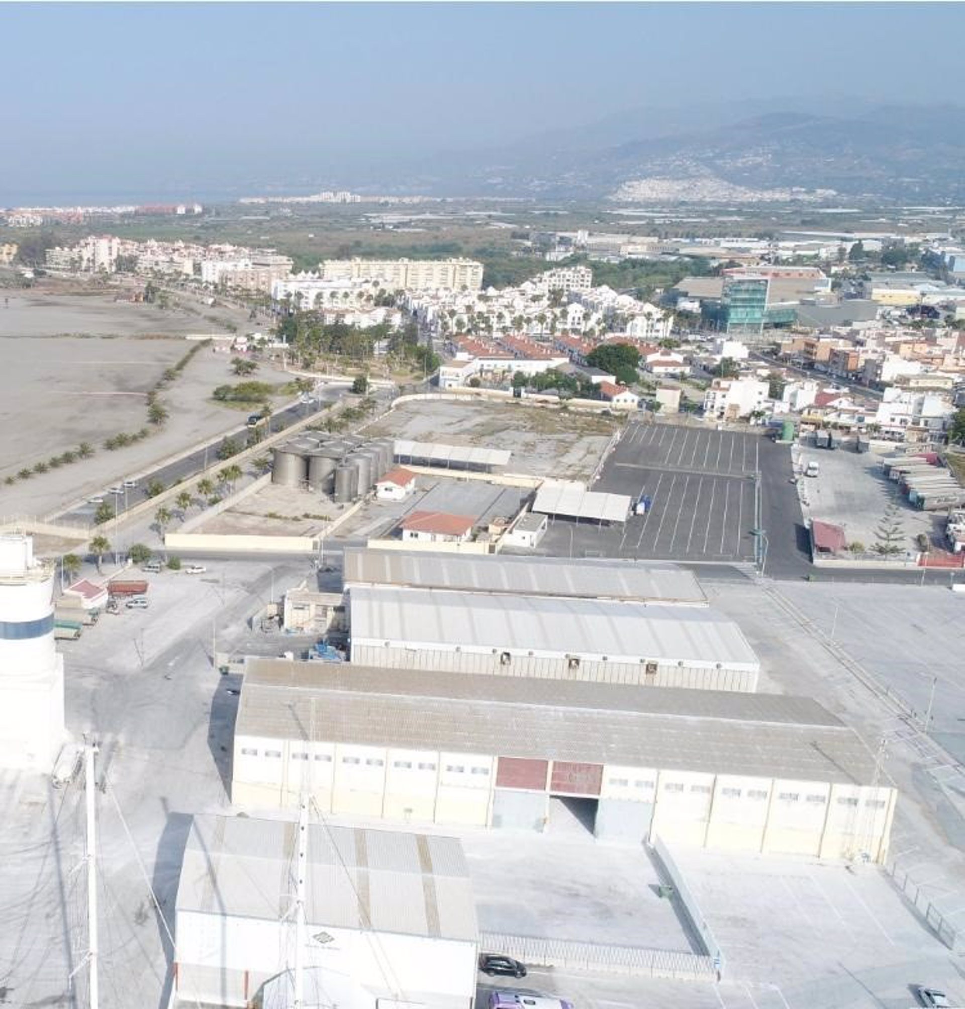 El puerto de Motril suma un nuevo operador logístico, Terminal Portuaria Logística