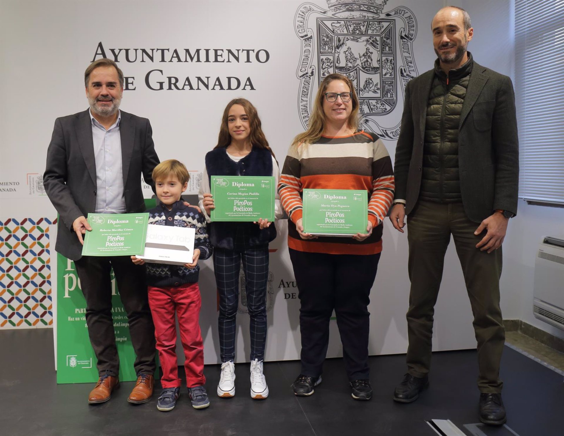 El Ayuntamiento de Granada hace viral la campaña creada para mantener limpia la ciudad