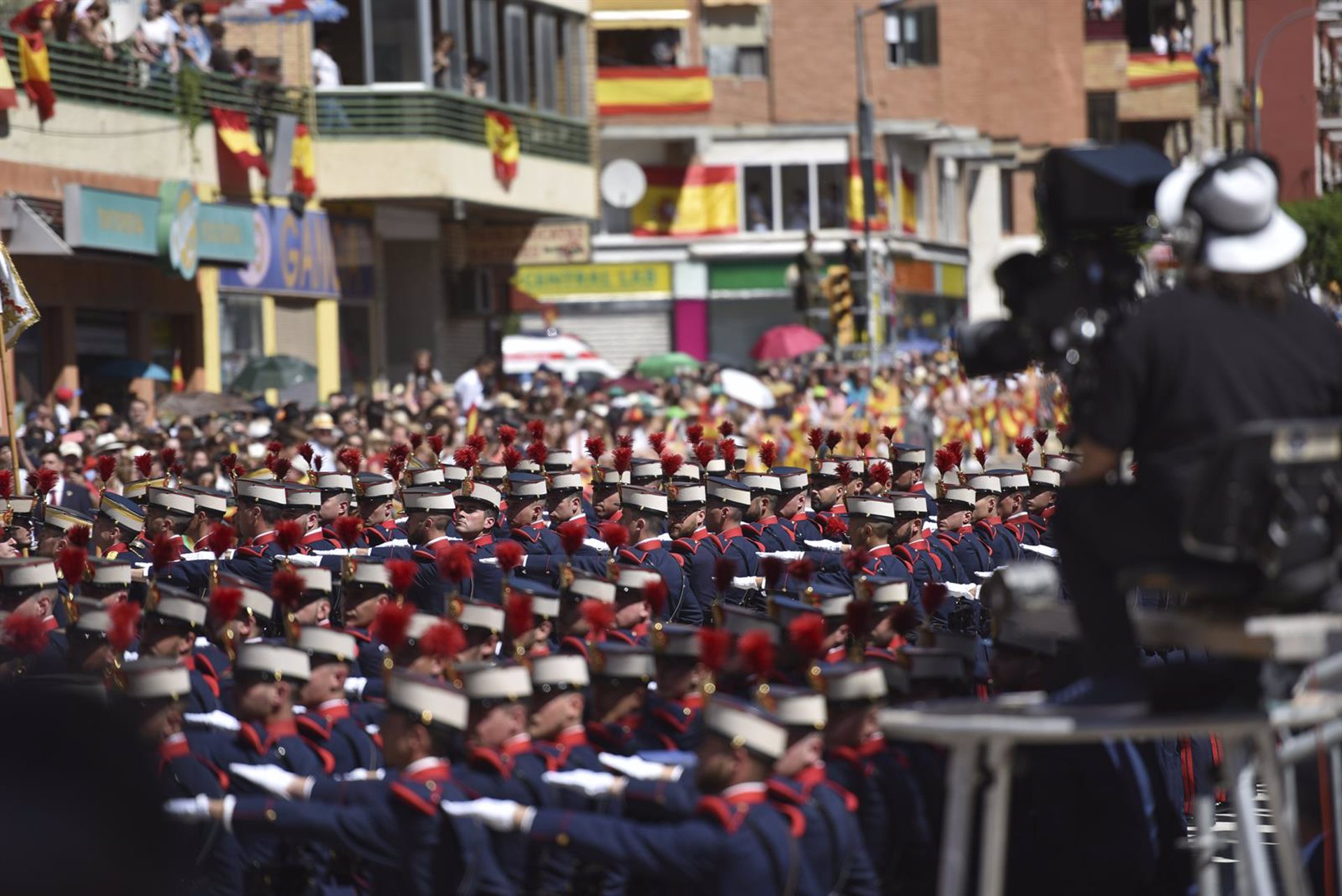 Los empresarios se congratulan de que la ciudad acoja el Día de las Fuerzas Armadas: «La pone en el mapa»