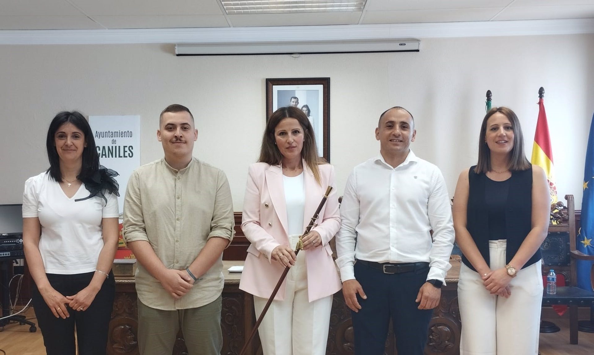 La andalucista Pilar Vázquez mantiene la Alcaldía de Caniles y gobernará en solitario La andalucista Pilar Vázquez mantiene la Alcaldía de Caniles y gobernará en solitario